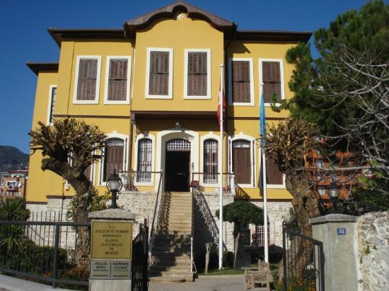 Muzeum w domu Atatürka w Alanyi