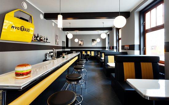Hadog Burgers & Hotdogs Praha