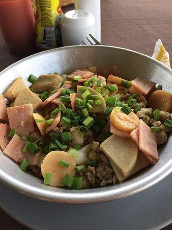 Pha Chom Tawan