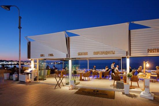 Palmera Seaside Restaurant