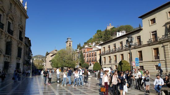 Plac Plaza Nueva
