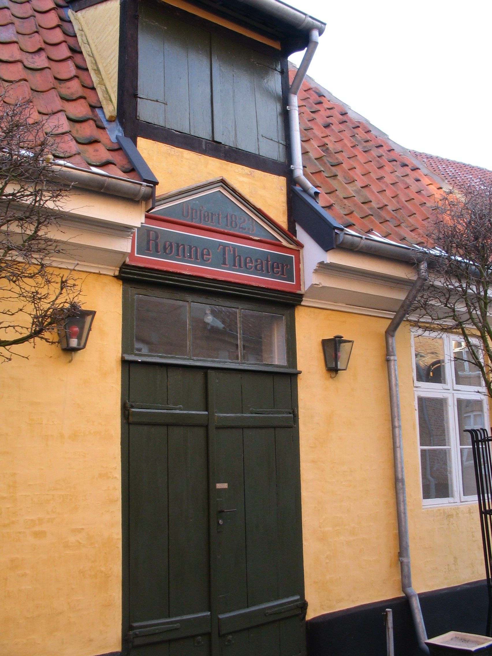 Ronne Theater