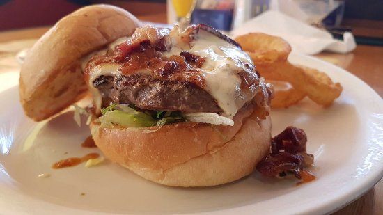 Fuddruckers